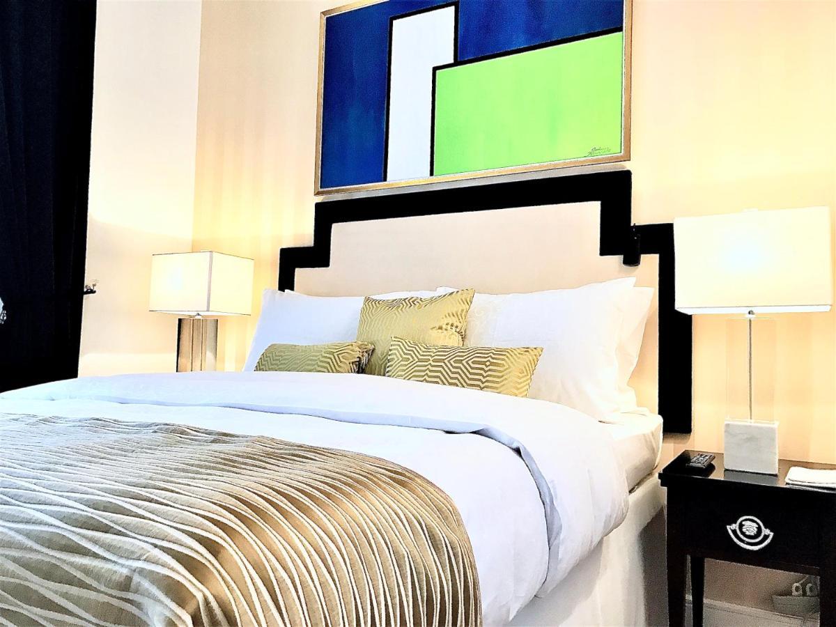 Luxury Apartments Mondrian Market Square III Варшава Экстерьер фото