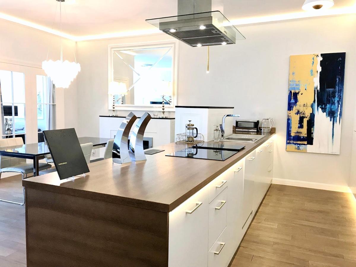 Luxury Apartments Mondrian Market Square III Варшава Экстерьер фото