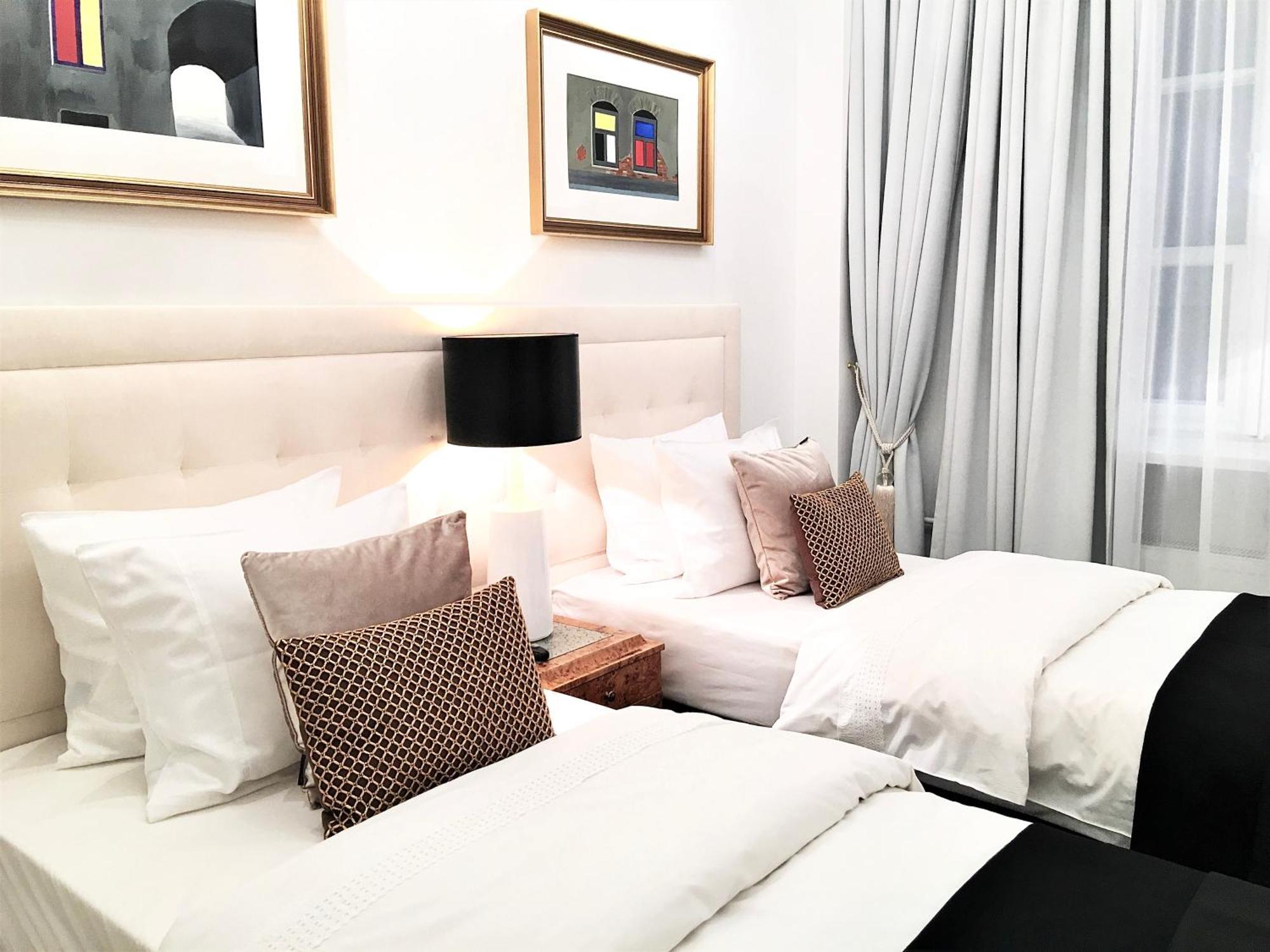 Luxury Apartments Mondrian Market Square III Варшава Номер фото